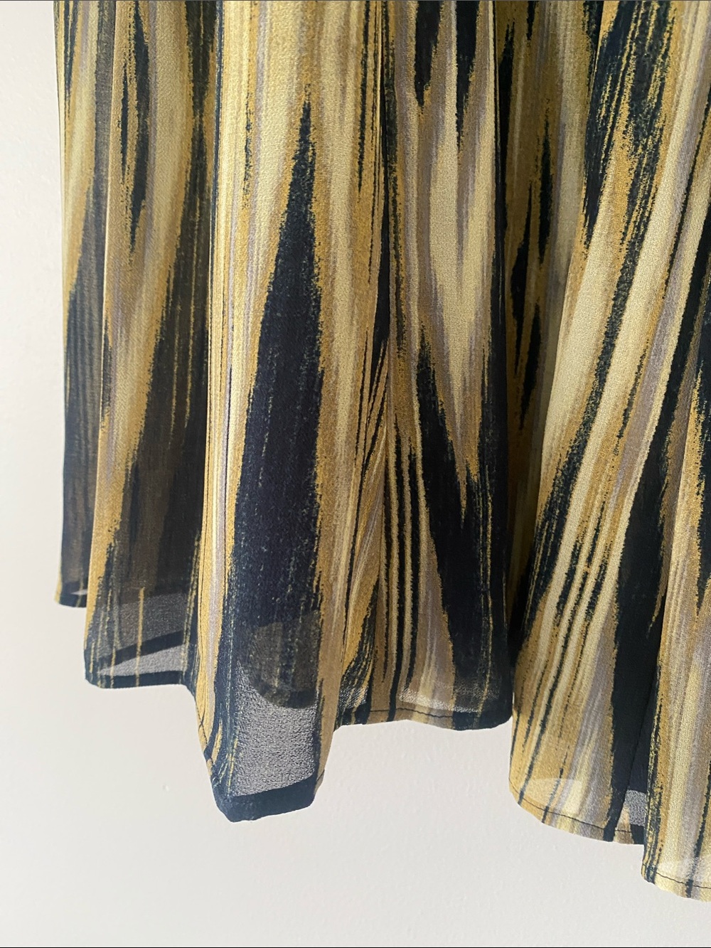Jones New York Black and Cream Gathered Midi Skirt Sz 12 Elegant Office Chic Ric - Picture 4 of 10